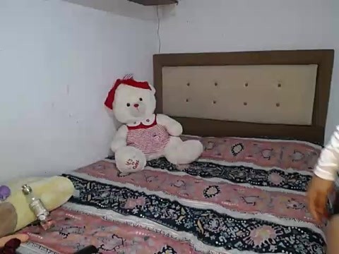 Alisse_jones fully nude on webcam for live porn video chat