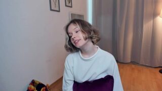 BarbaraBelI fully nude on webcam for live porn video chat