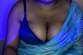 BecameeJourney fully nude on webcam for live porn video chat