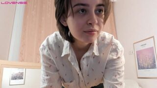 BerniceMoore fully nude on webcam for live porn video chat
