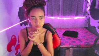 Cray_baby_69 fully nude on webcam for live porn video chat