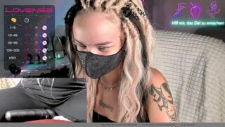 Dana_srt fully nude on webcam for live porn video chat
