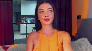 Greenicee fully nude on webcam for live porn video chat