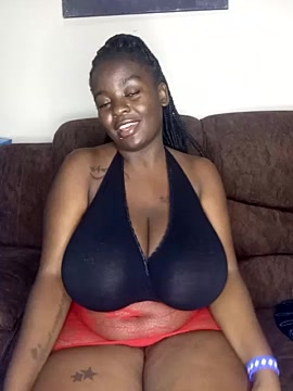 Hornycreamybabe fully nude on webcam for live porn video chat
