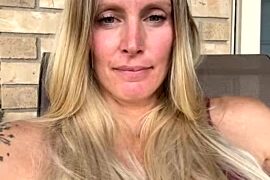 ItsDanniG fully nude on webcam for live porn video chat