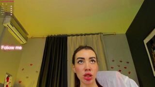 Kriss_babe fully nude on webcam for live porn video chat
