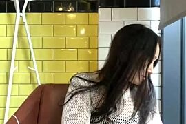 Li_LooN fully nude on webcam for live porn video chat