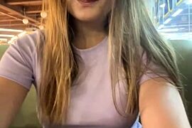 Puzdosia fully nude on webcam for live porn video chat