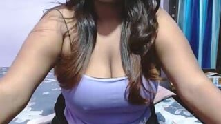 Queen_cute fully nude on webcam for live porn video chat