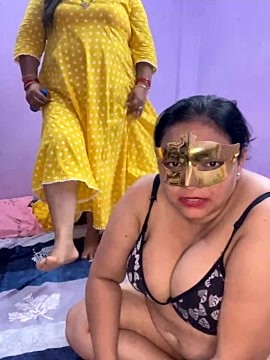 Silk_honey fully nude on webcam for live porn video chat