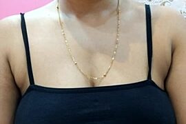 Soniya_cute fully nude on webcam for live porn video chat