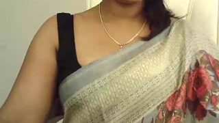 Spandana_Sweety fully nude on webcam for live porn video chat