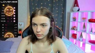 Stasy_Blossom fully nude on webcam for live porn video chat