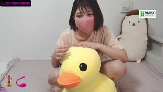 SUZU_ fully nude on webcam for live porn video chat