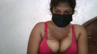 Thashia1997 fully nude on webcam for live porn video chat