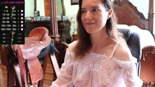 Thornburyrose fully nude on webcam for live porn video chat