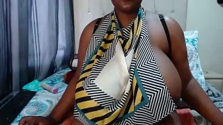 CHOCOLATEDARKBUSTYX fully nude on webcam for live porn video chat