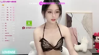 Eliauk_Q fully nude on webcam for live porn video chat