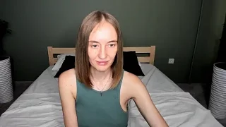 Emilia_Lee fully nude on webcam for live porn video chat