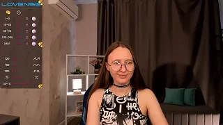 Emmylips fully nude on webcam for live porn video chat