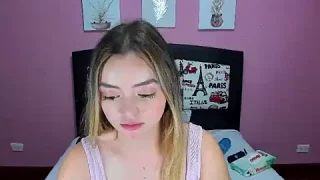 Enith_19 fully nude on webcam for live porn video chat