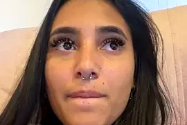 LoisConnor2 fully nude on webcam for live porn video chat