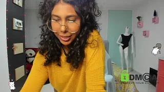 Lowievegaa fully nude on webcam for live porn video chat
