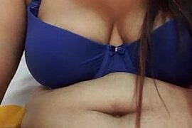 SewwandiGirl fully nude on webcam for live porn video chat