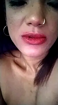 Velvet_Starter fully nude on webcam for live porn video chat