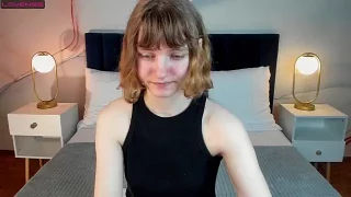 WendyKallie fully nude on webcam for live porn video chat