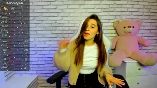 Emilia_Secret022 fully nude on webcam for live porn video chat