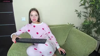 Mary___Hill fully nude on webcam for live porn video chat