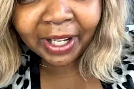 Thickbuns320 fully nude on webcam for live porn video chat
