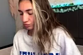 Valentina_ml1 fully nude on webcam for live porn video chat