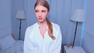 AnneColeman fully nude on webcam for live porn video chat