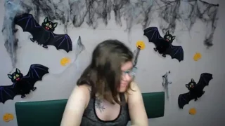 KiraGorobes fully nude on webcam for live porn video chat