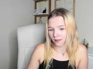 TrishaLust nude on webcam for live sex video chat