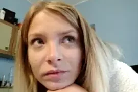 AnnieAnies fully nude on webcam for live porn video chat