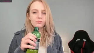 AshlieCobb fully nude on webcam for live porn video chat