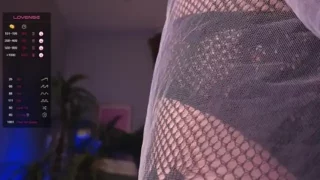 LensiHary fully nude on webcam for live porn video chat