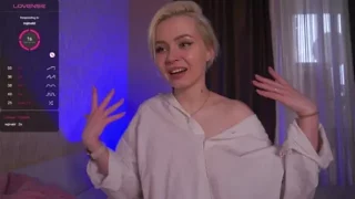 MilaVittas fully nude on webcam for live porn video chat
