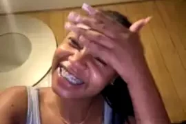 Skylarrylee fully nude on webcam for live porn video chat