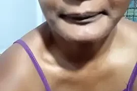 SLTani32 fully nude on webcam for live porn video chat