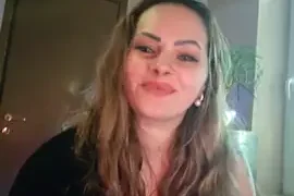 Sweet–milf nude on webcam for live porn video chat