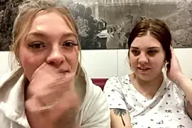 NickyGold_offiziell nude on webcam for live porn video chat