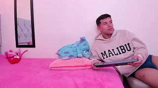 BradLovEmma_ nude on webcam for live porn video chat