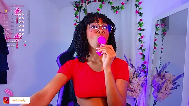 Heily_Fox nude on webcam for live porn video chat