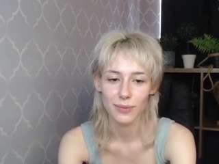 TrishaxLOVE nude on webcam for live sex chat