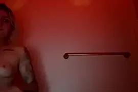 Daddys_flowerchild nude on webcam for live porn video chat