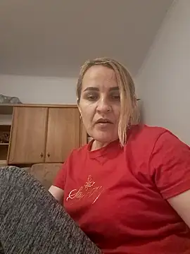 Malichkaanna30 nude on webcam for live porn video chat
